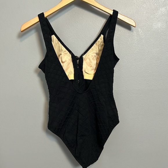 Vintage Black one piece swimsuit with gold tone buttons size small - Picture 5 of 15